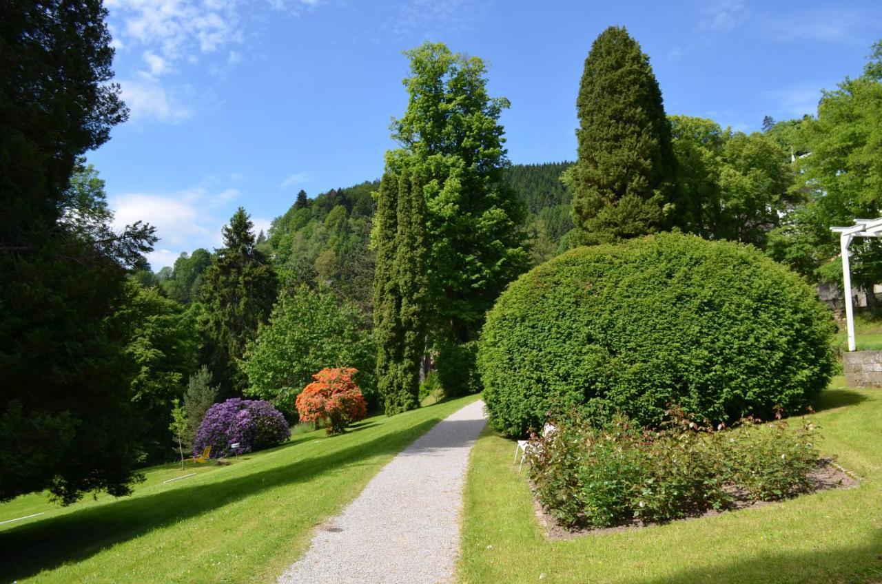 Ferienwohnung Am Kurpark Bad Wildbad Exteriör bild