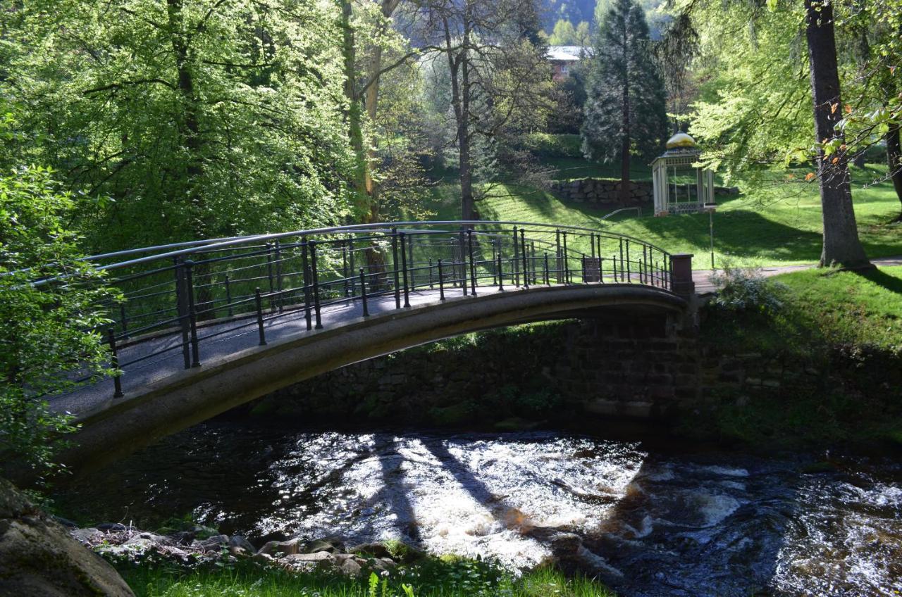 Ferienwohnung Am Kurpark Bad Wildbad Exteriör bild